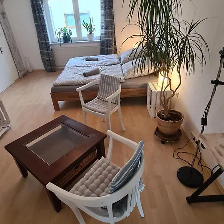 Appel Rum i privatbostad Vierbach